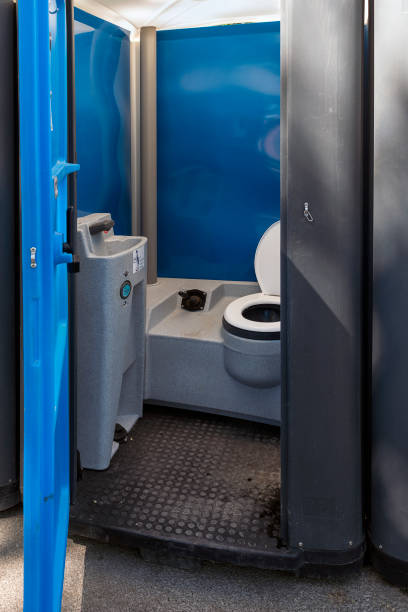Best Luxury portable toilet rental  in Effingham, IL